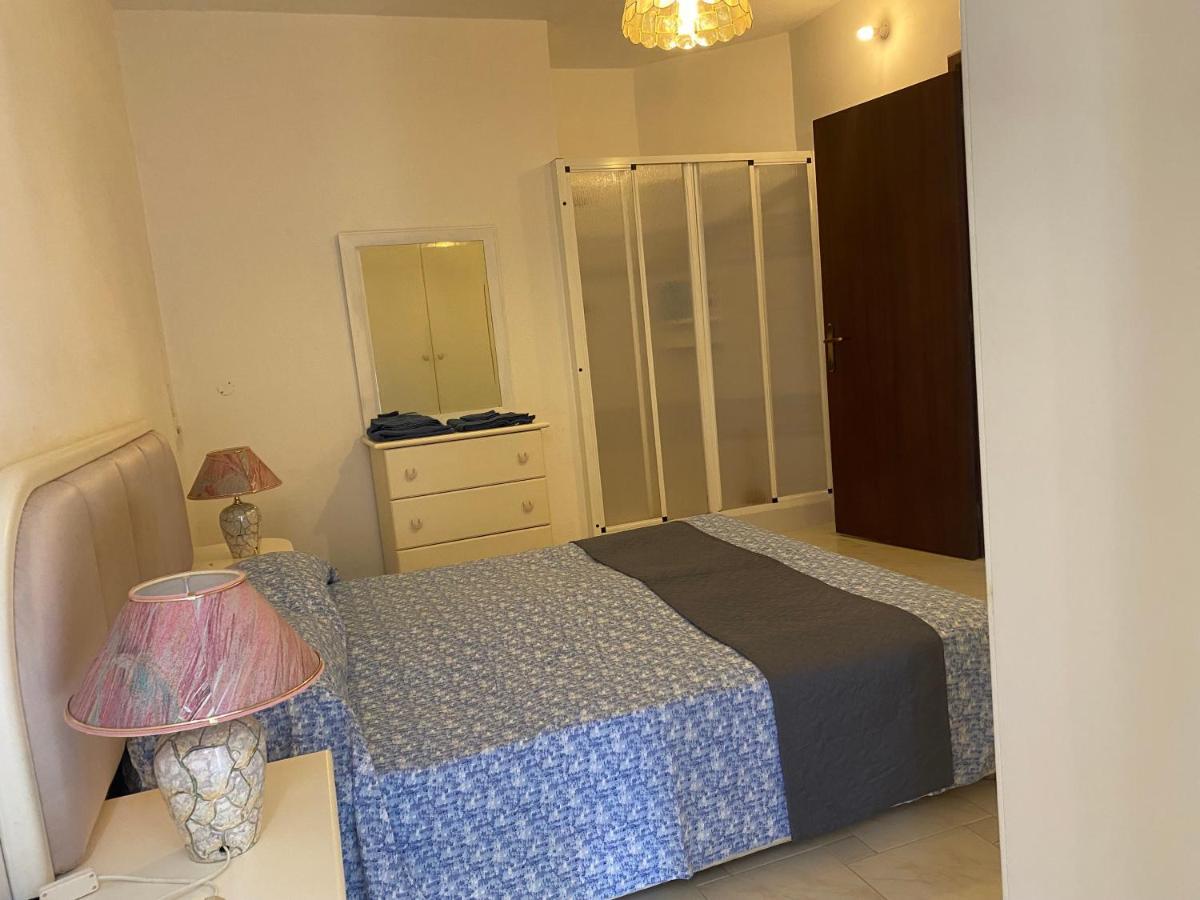 Sea Front Apartment At Mellieha Bay, Malta! Exterior foto